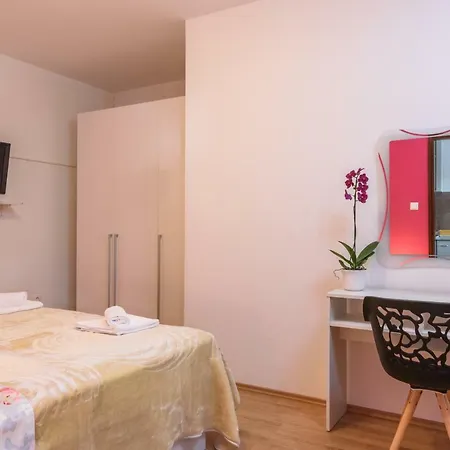 Mamut * Τρογκίρ