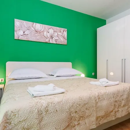 Mamut Apartmán *